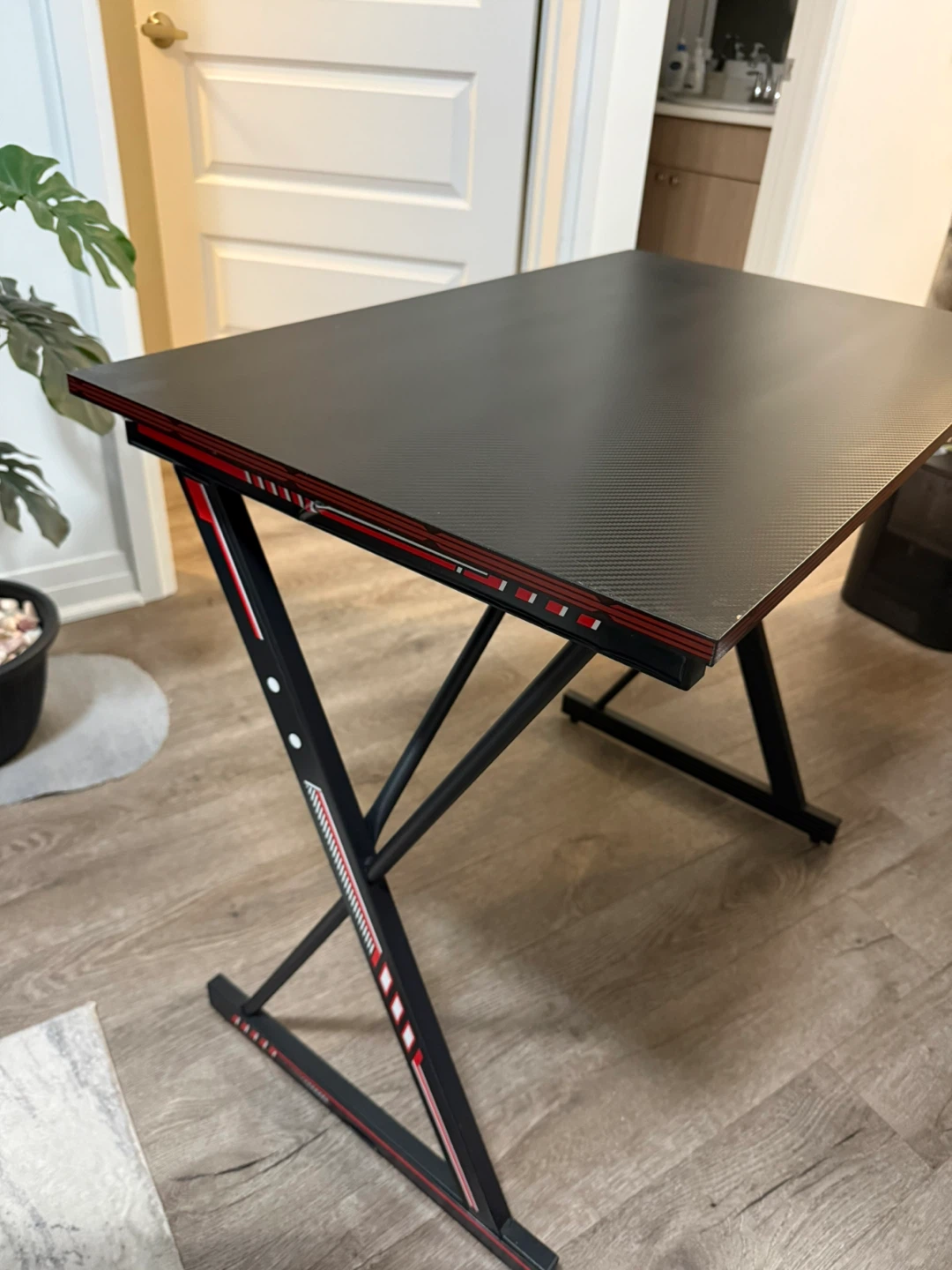 DESINO Gaming Desk 32 inch