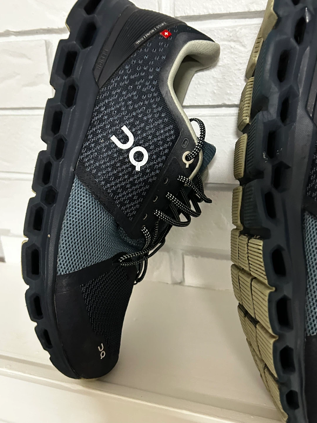 On Running Cloud Shoes - womens Size 10.5 - photo 4