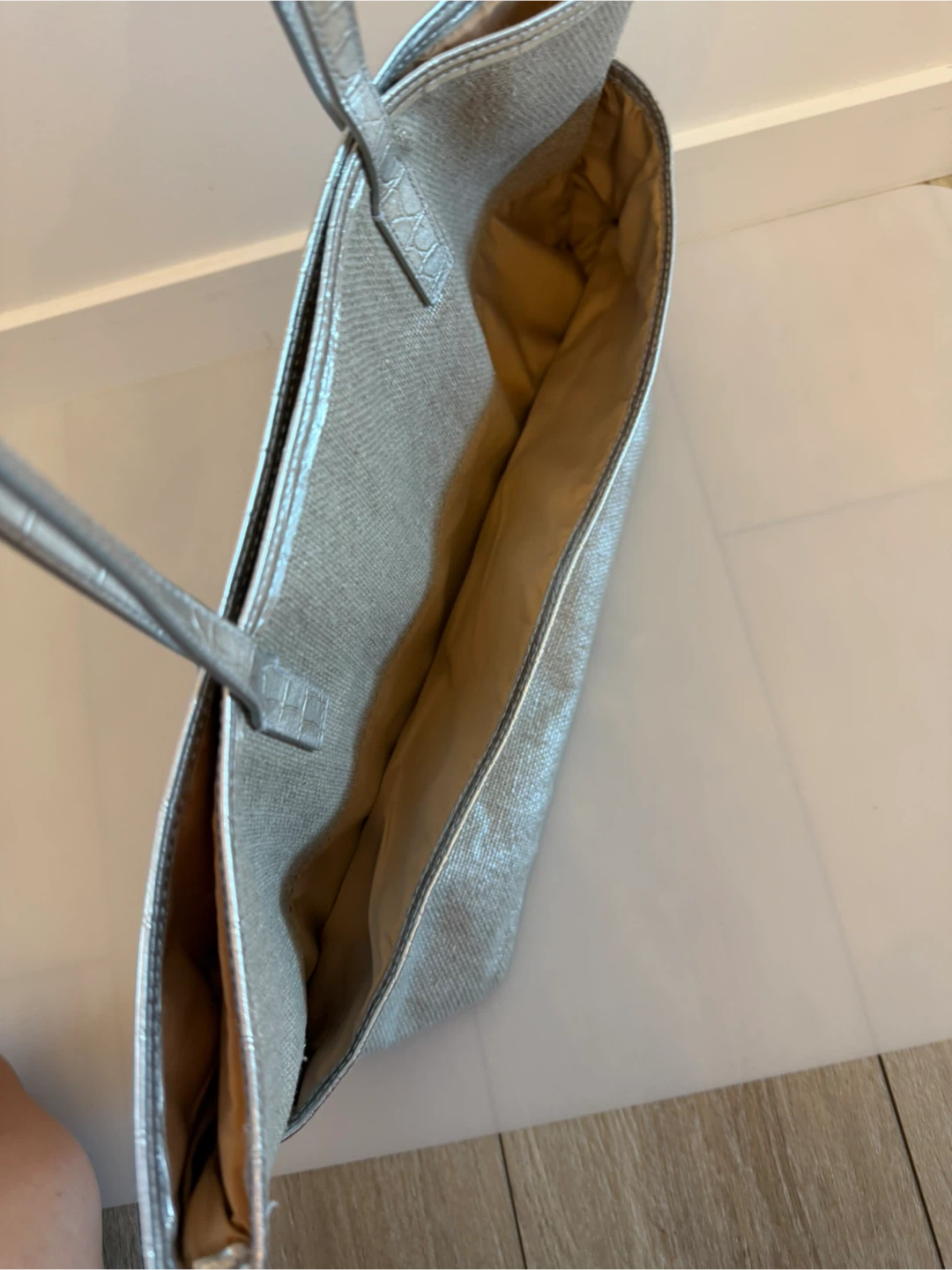 Michael Kors Metallic Tote Bag - photo 4