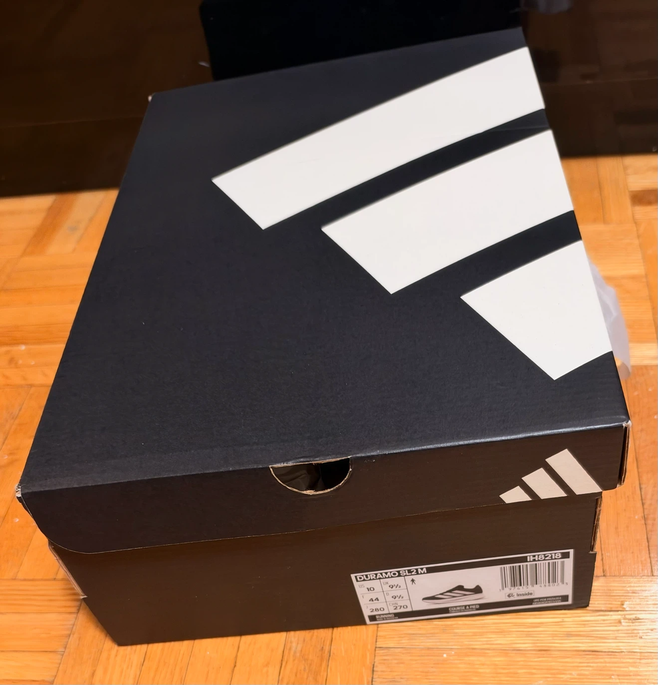 Adidas men’s running shoes 10 and 9.5 US size only 70$ - photo 3