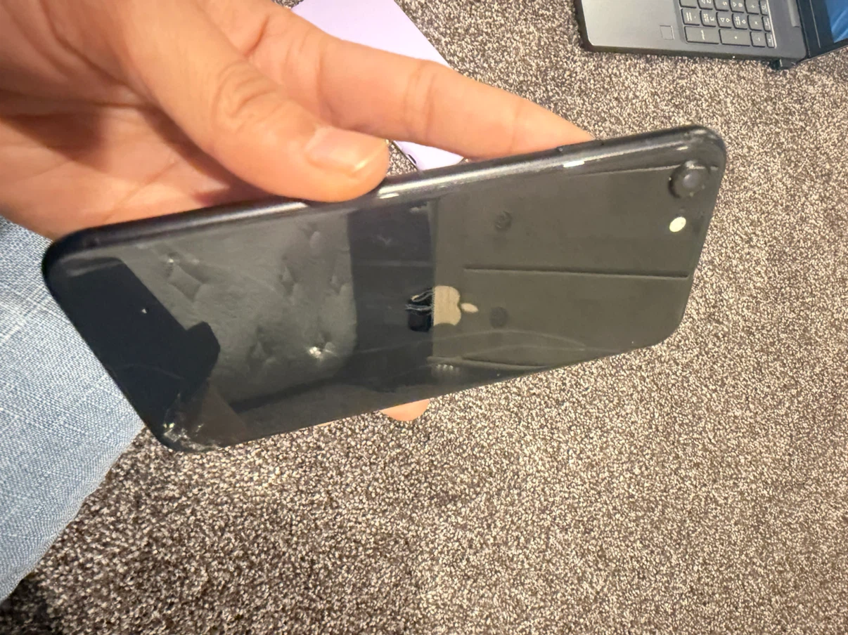 Apple iPhone SE 2nd Generation 64GB - photo 3