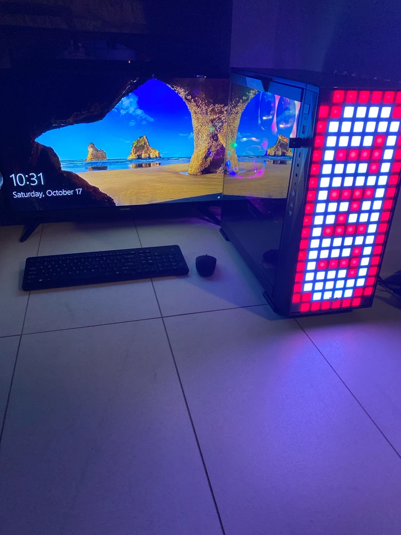 Gaming  / desktop  PC  setup  with Monitor +
