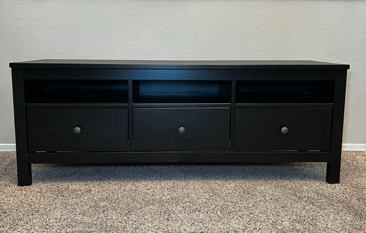 IKEA HEMNES TV stand with 3 drawers