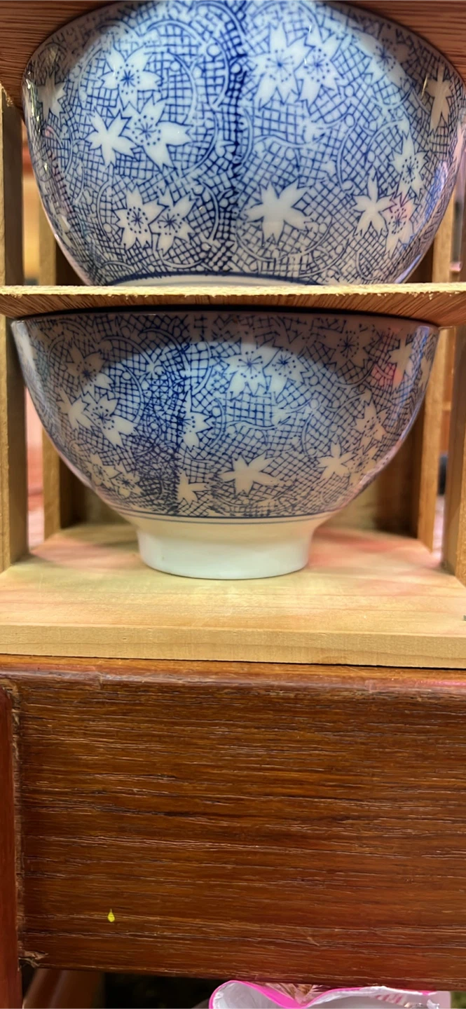 Set of 5 Japanese Blue and White Patterned Bowls - photo 2