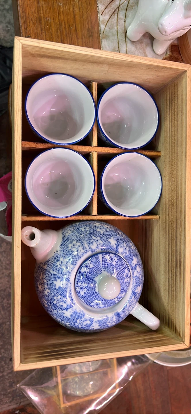 Blue and White Porcelain Tea Set - photo 2