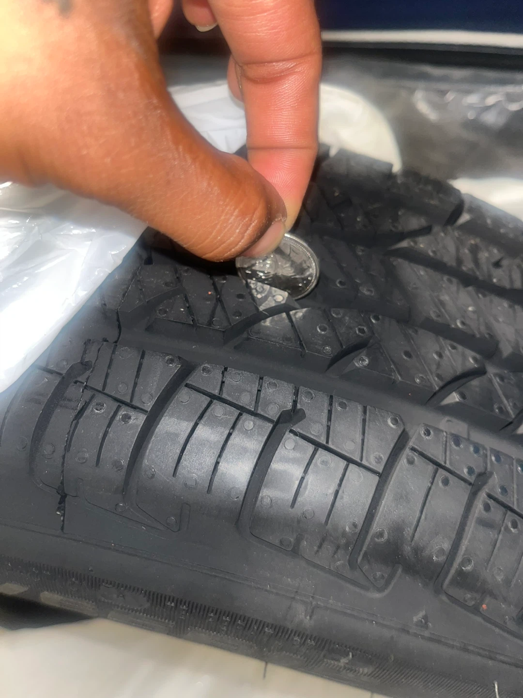 Kelly Tire 185/65R15 4 tires - photo 3