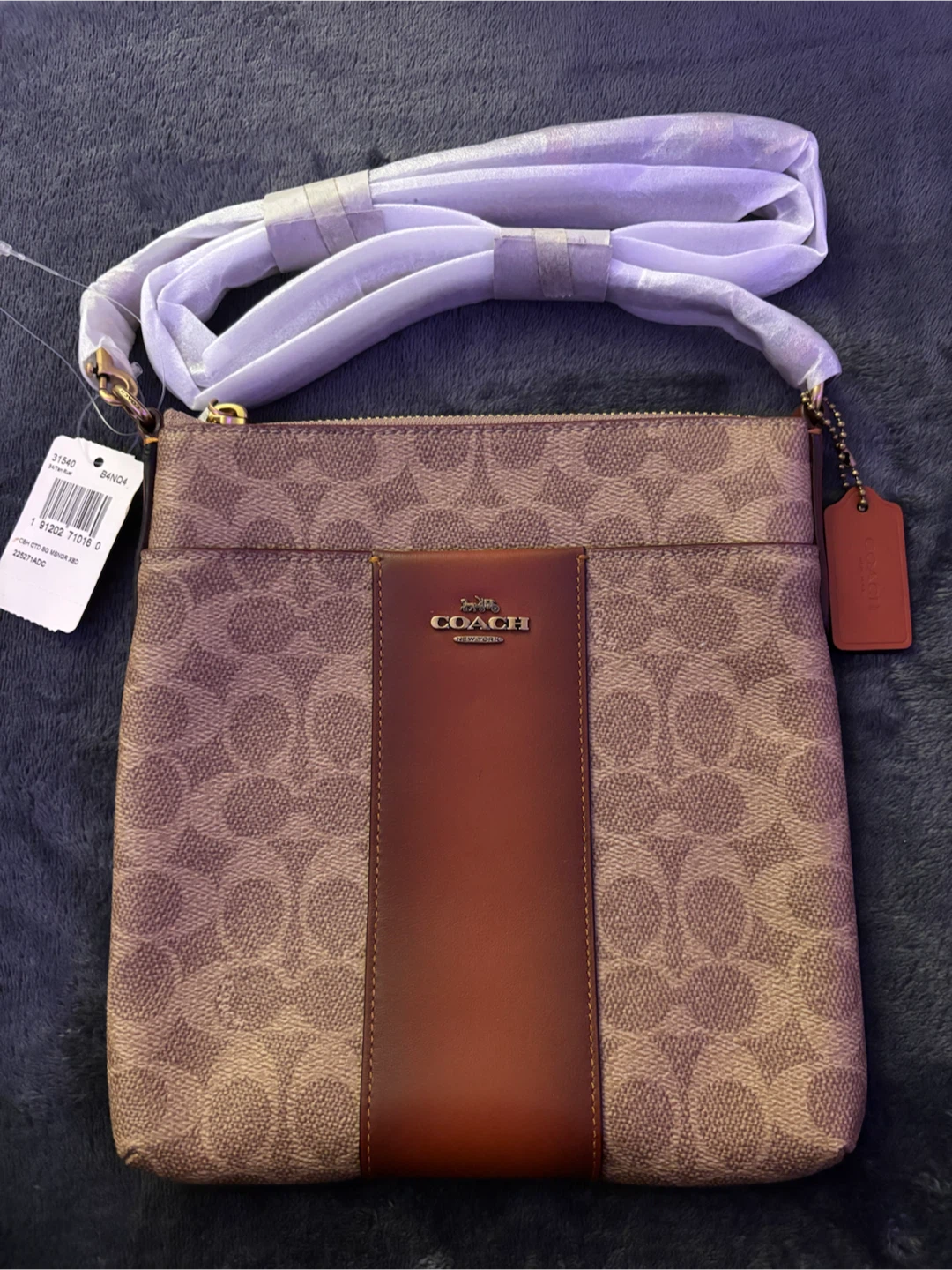 Brand New with tag Coach Signature Crossbody Bag - photo 2
