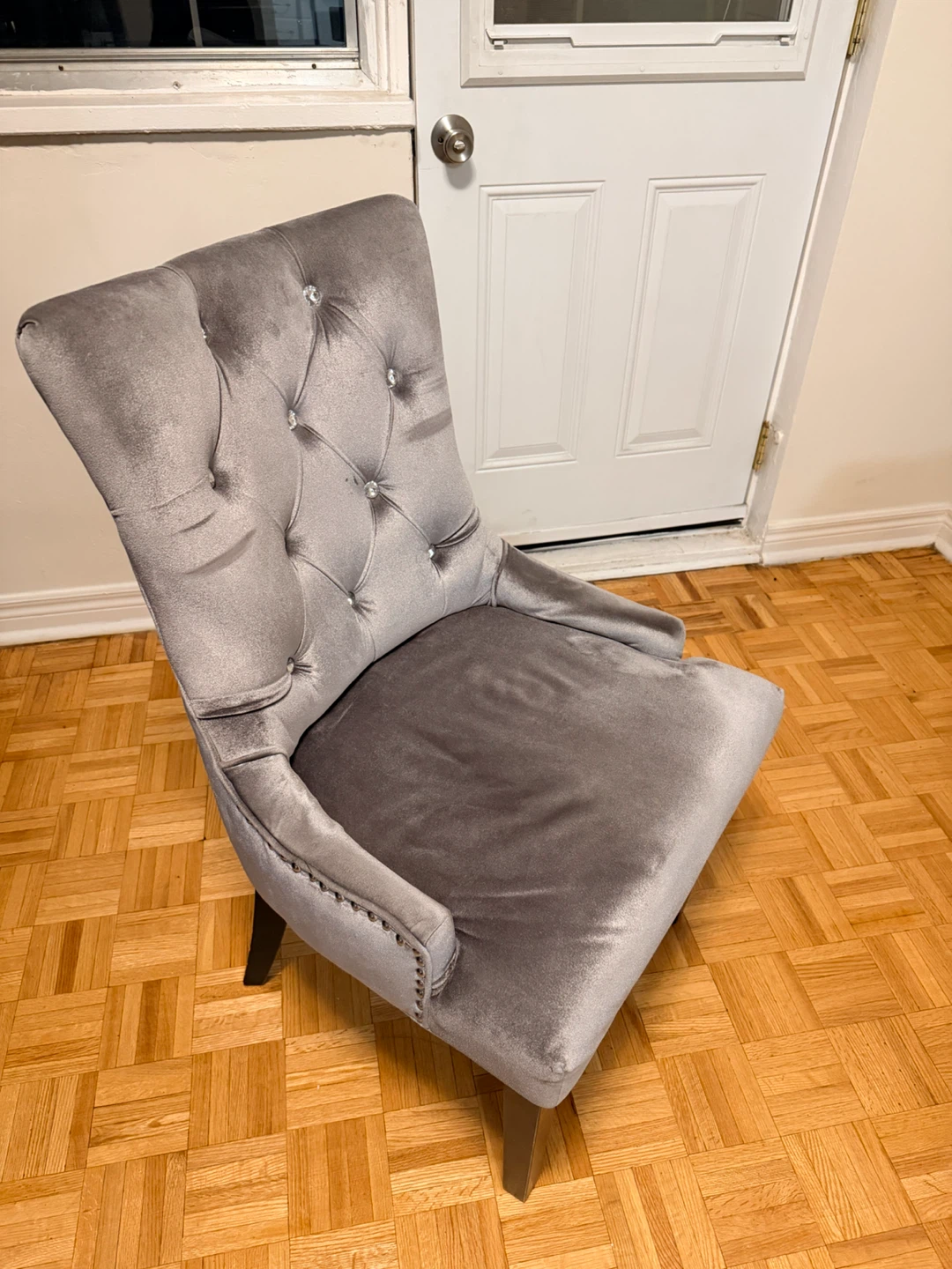 Grey Velvet Tufted Accent Chair