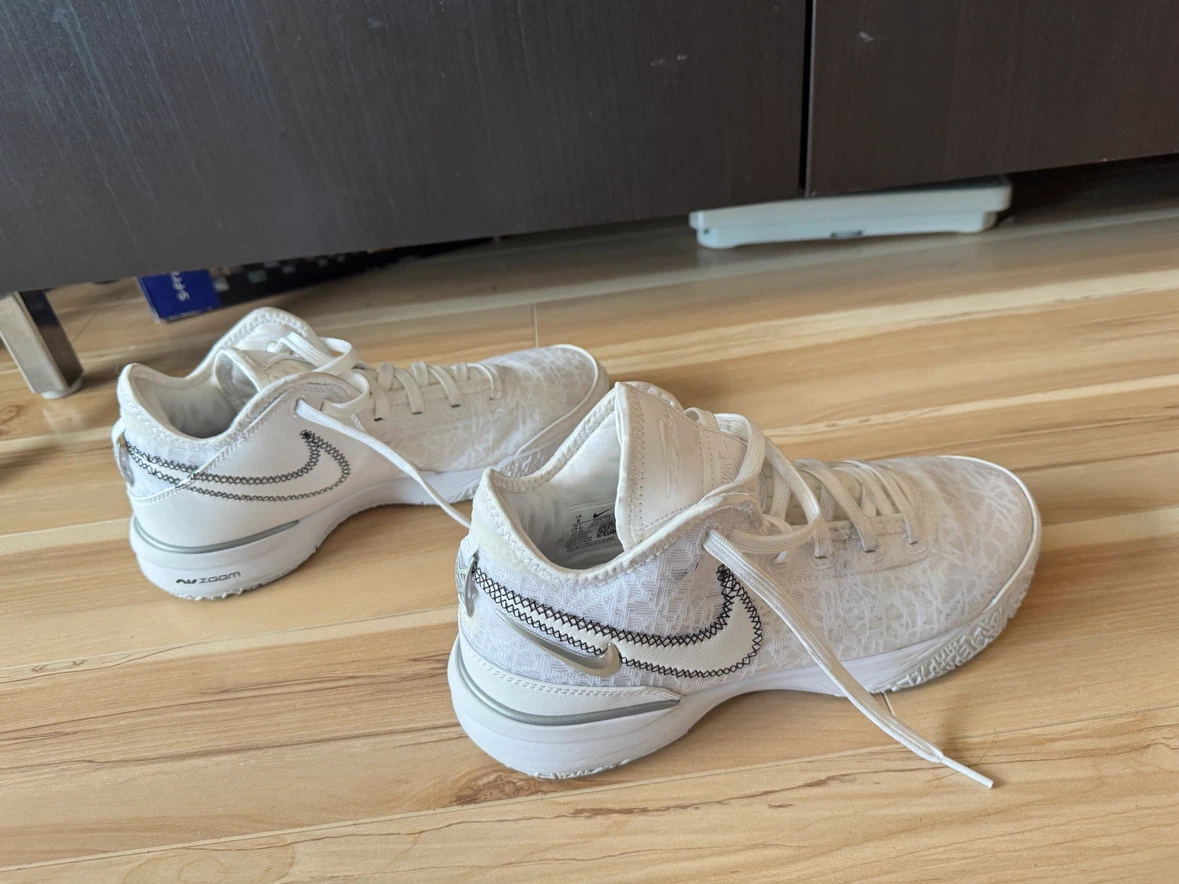 Nike LeBron XXI White Basketball Shoes - photo 5
