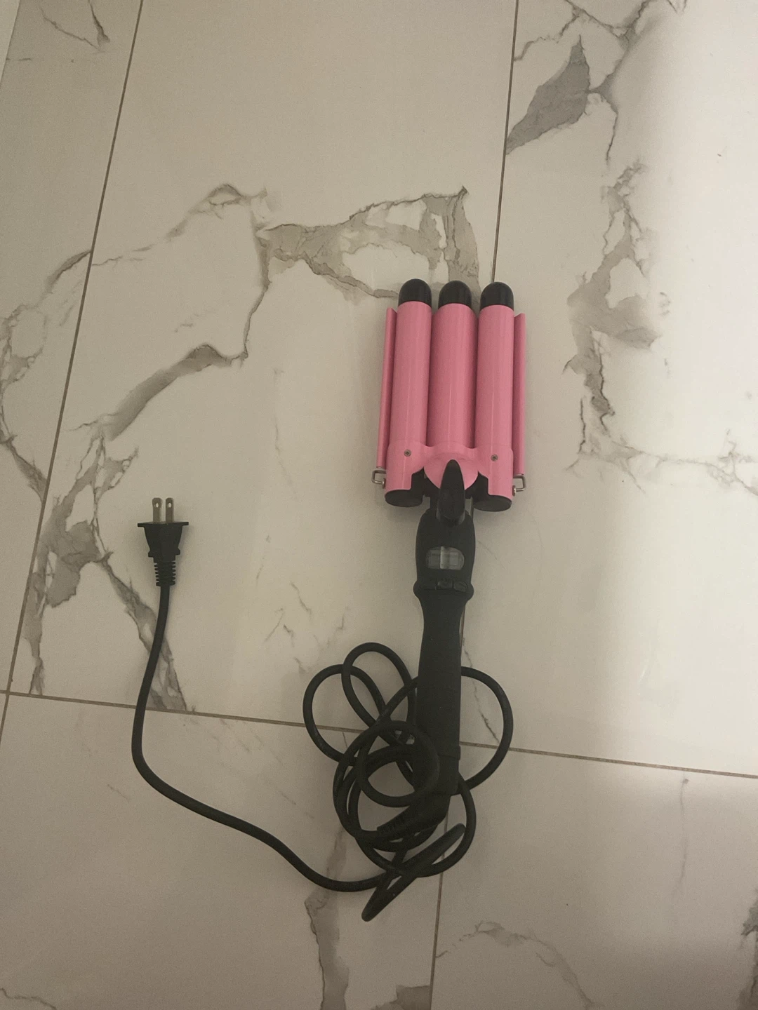 Pink hair waver