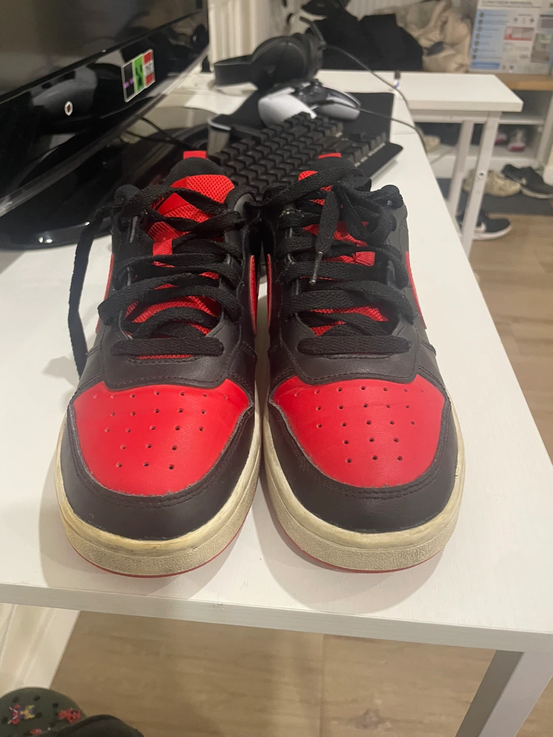 Nike Court Borough Low 2 Black/Red Sneakers