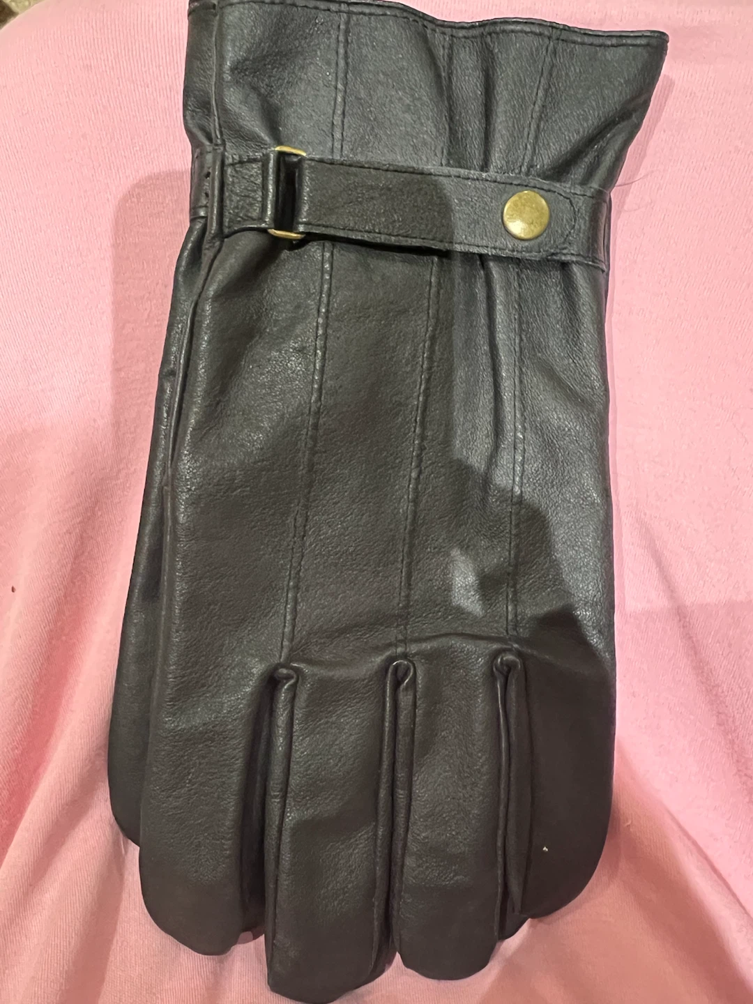 Black leather gloves size M