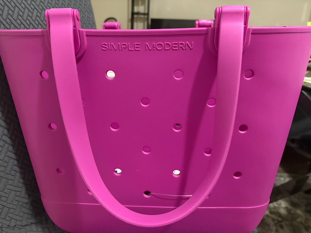 Simple Modern Tote Bag