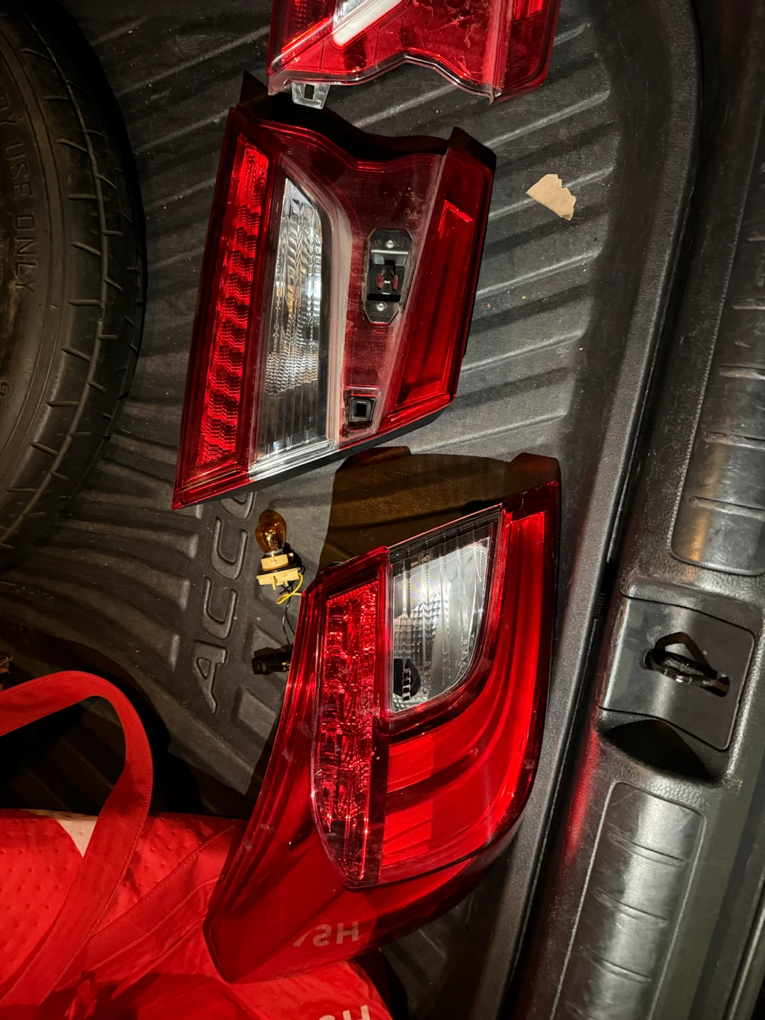 Honda Accord Tail Light Assemblies - photo 3