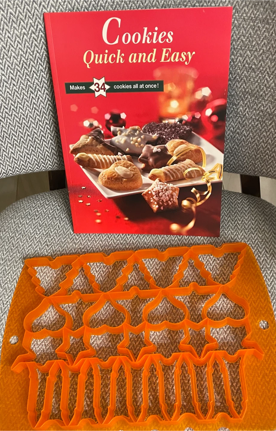 Cookies Quick and Easy Book with Cookie Cutter - photo 3