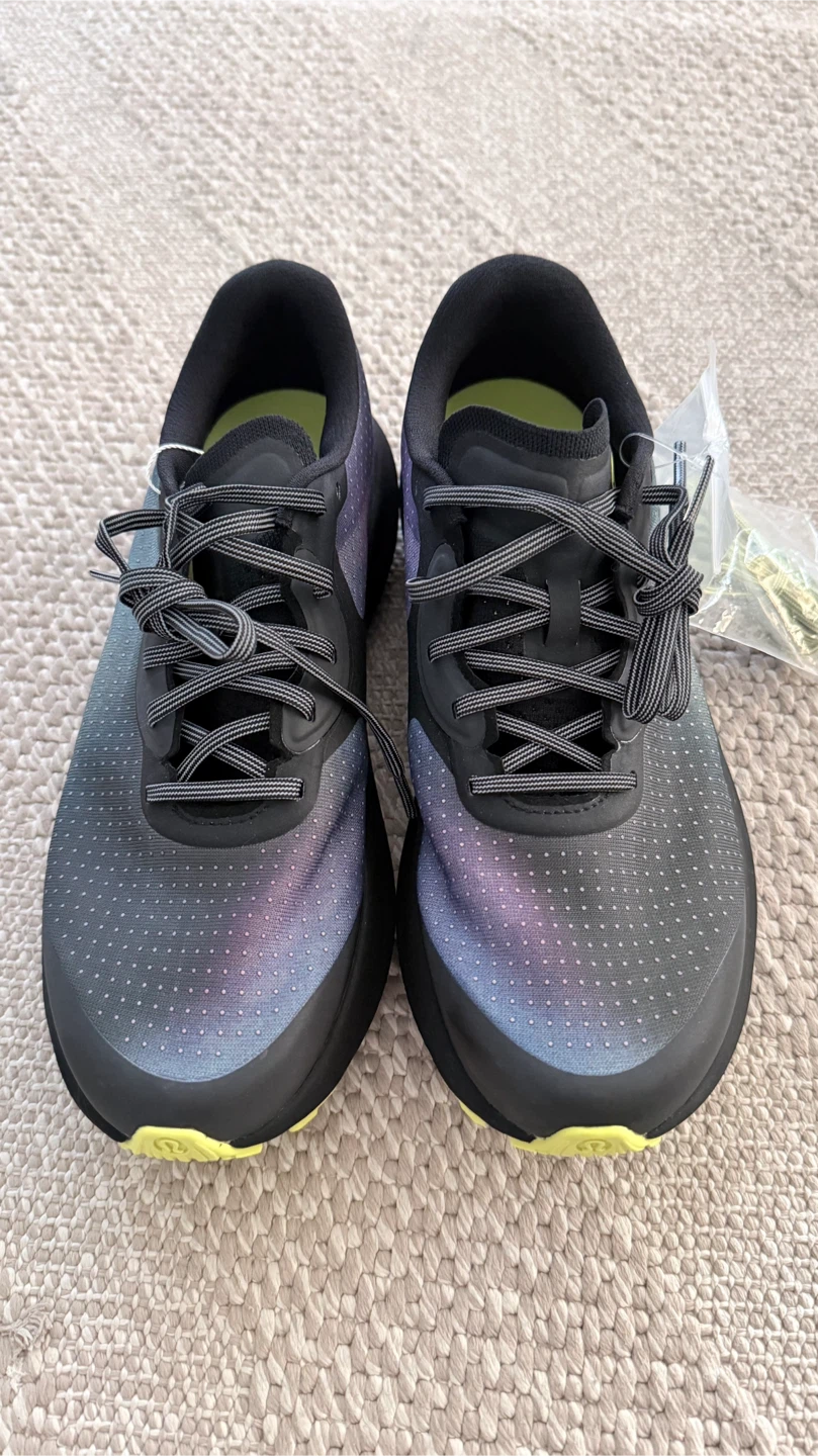 Lululemon Women’s Running Shoes (Size 9)