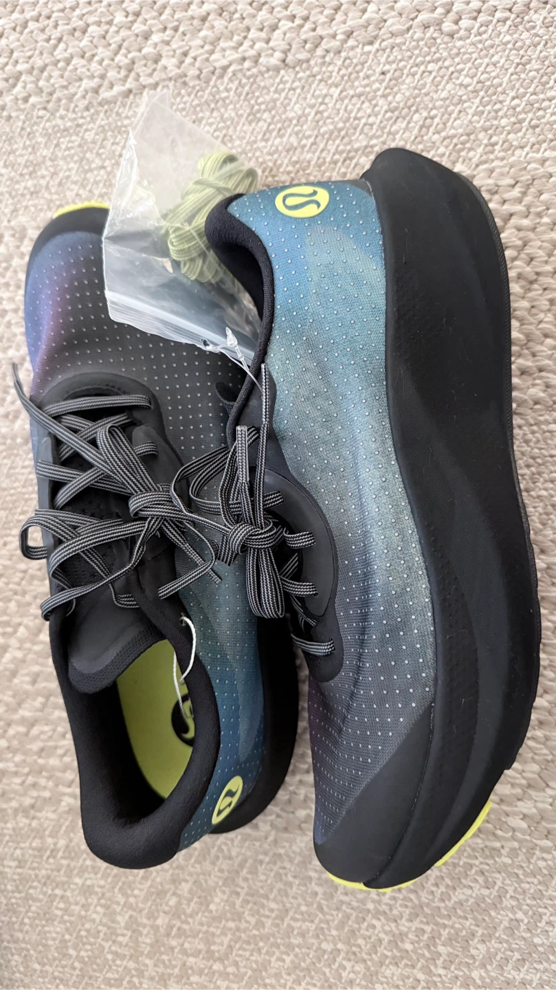 Lululemon Women’s Running Shoes (Size 9) - photo 4