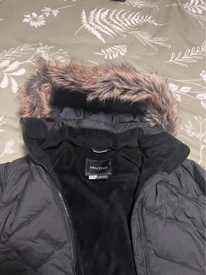 Marmot 700 Fill Down Gilt Winter Jacket, size L - photo 3
