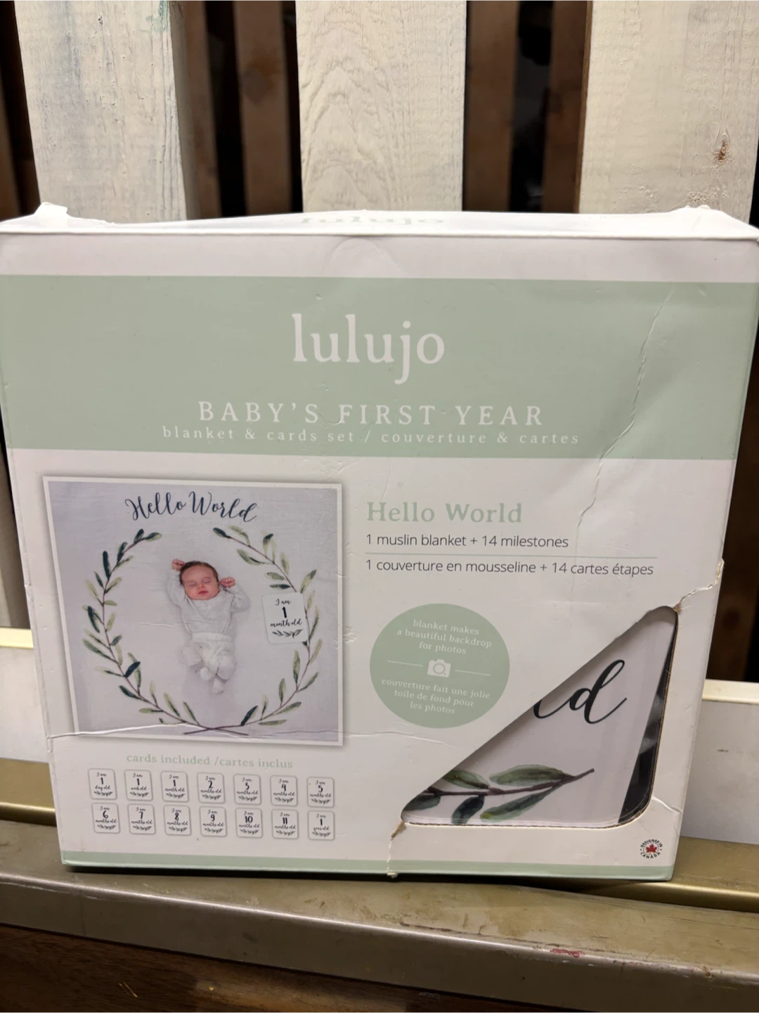 Lulujo Baby’s First Year Blanket & Card Set