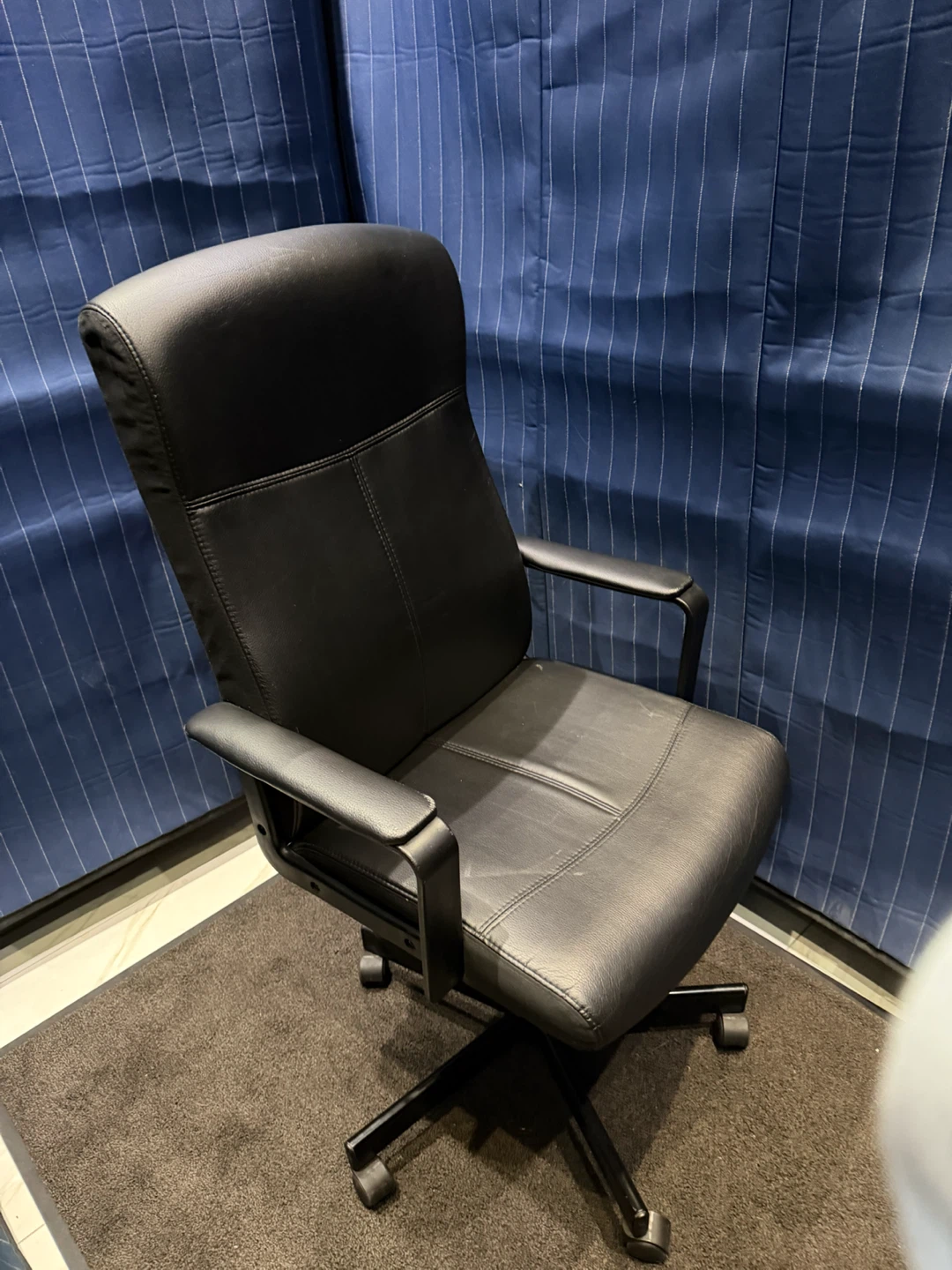 Black Office Desk Chair