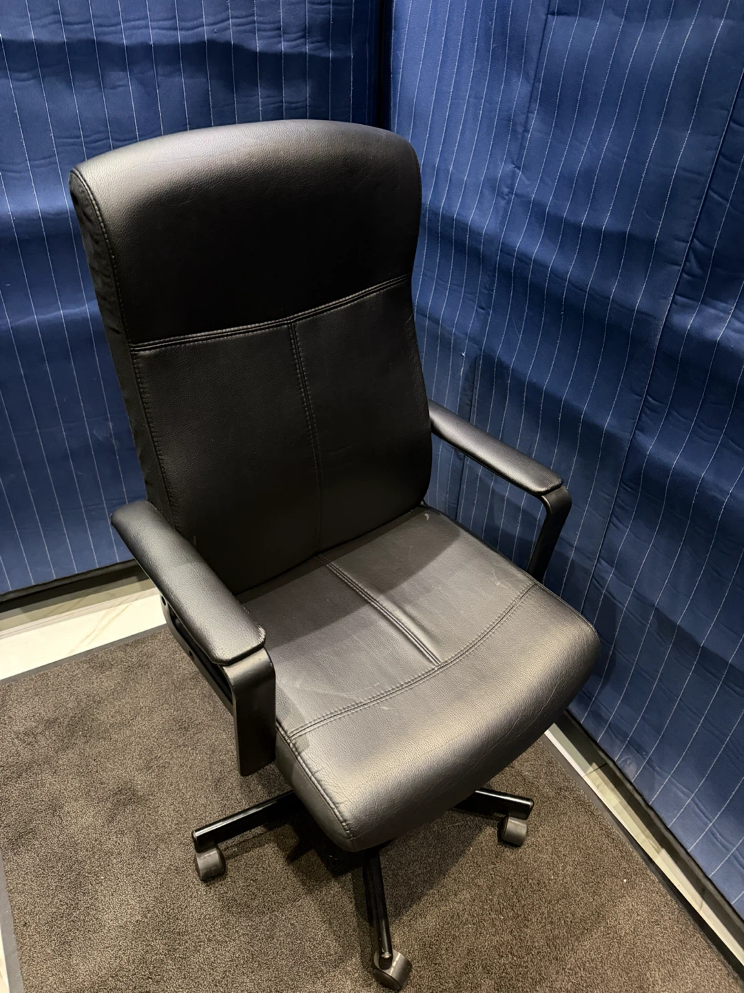 Black Office Desk Chair - photo 3