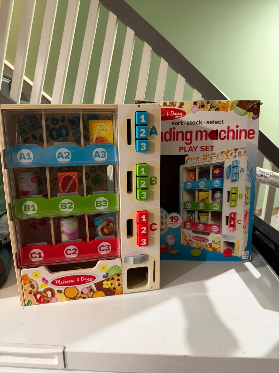 Melissa & Doug Vending Machine Play Set