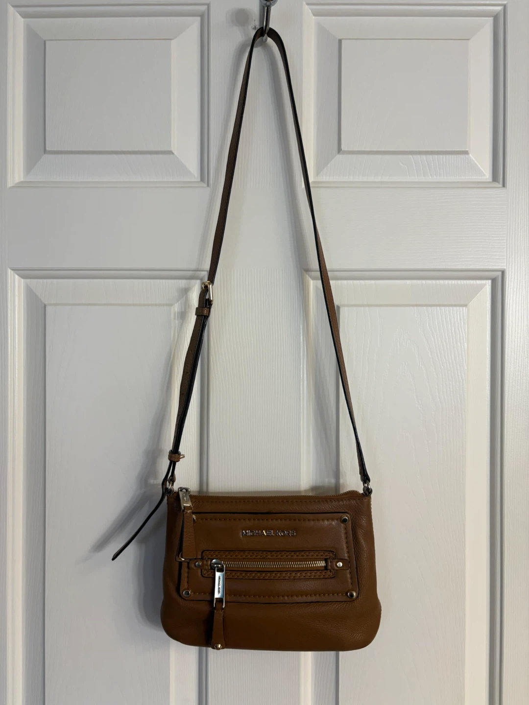 Michael Kors “Gilmore” Pebbled Leather Crossbody Bag