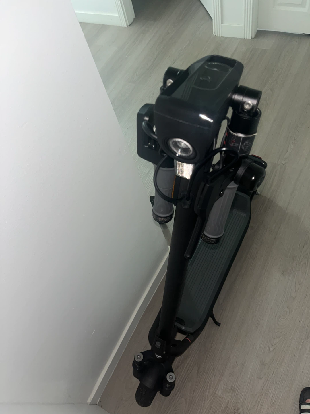 Niu Kqi 100F Electric Scooter or Trade - photo 2