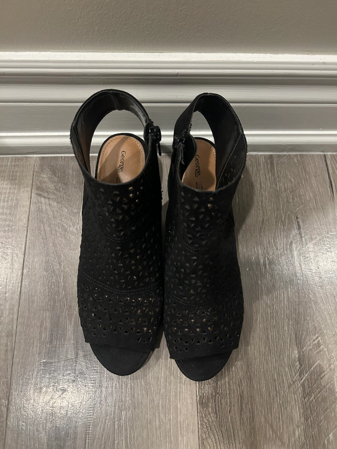Black Laser-Cut Peep Toe Booties - photo 4