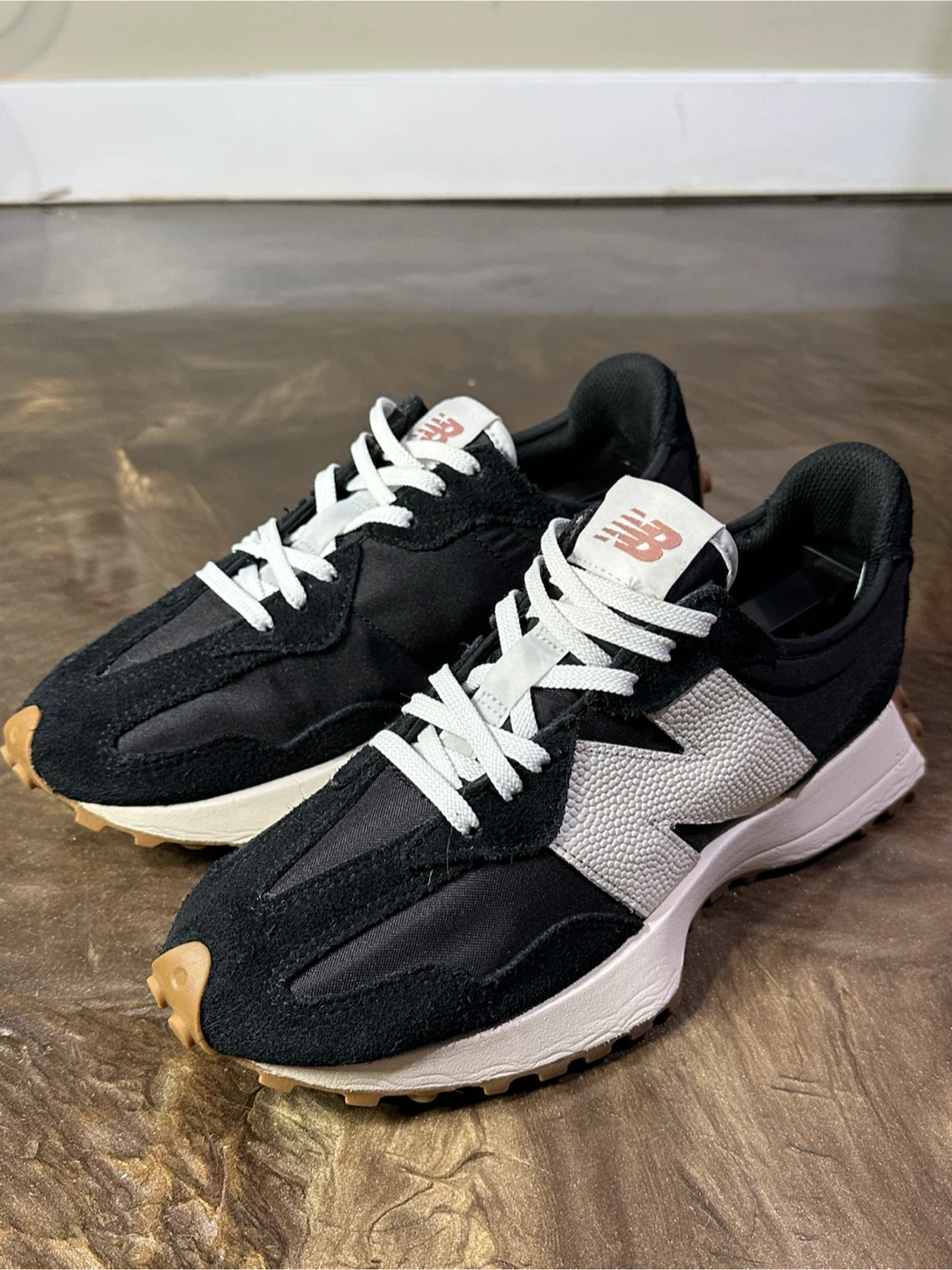 New Balance 327 Sneakers Black