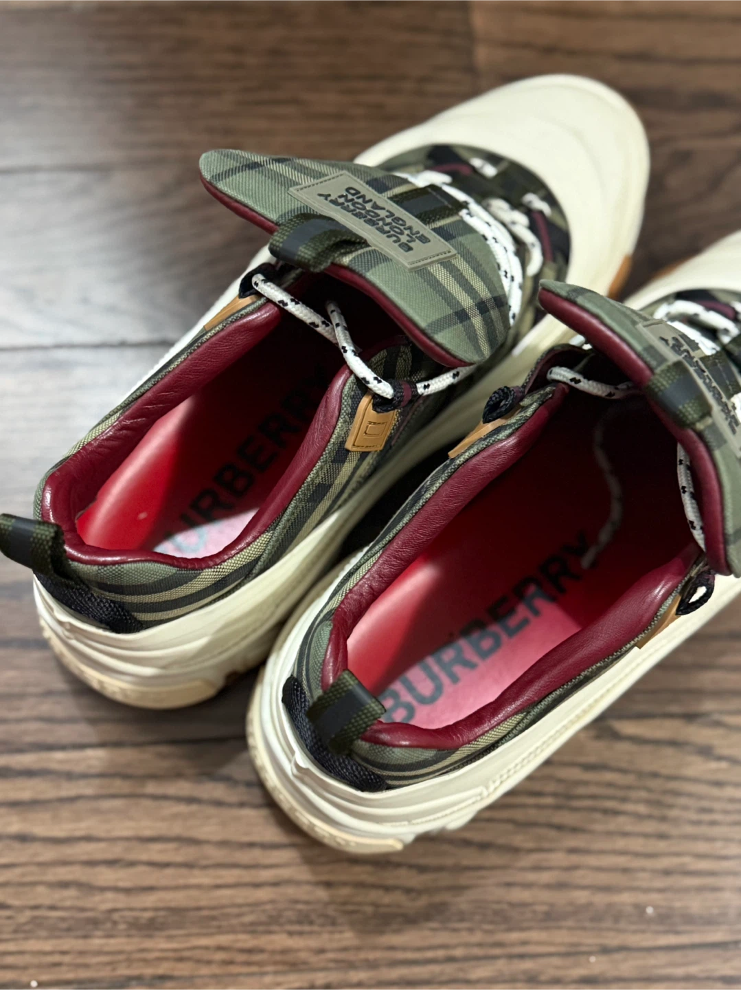 Authentic Burberry Arthur Sneakers military 43 - photo 3