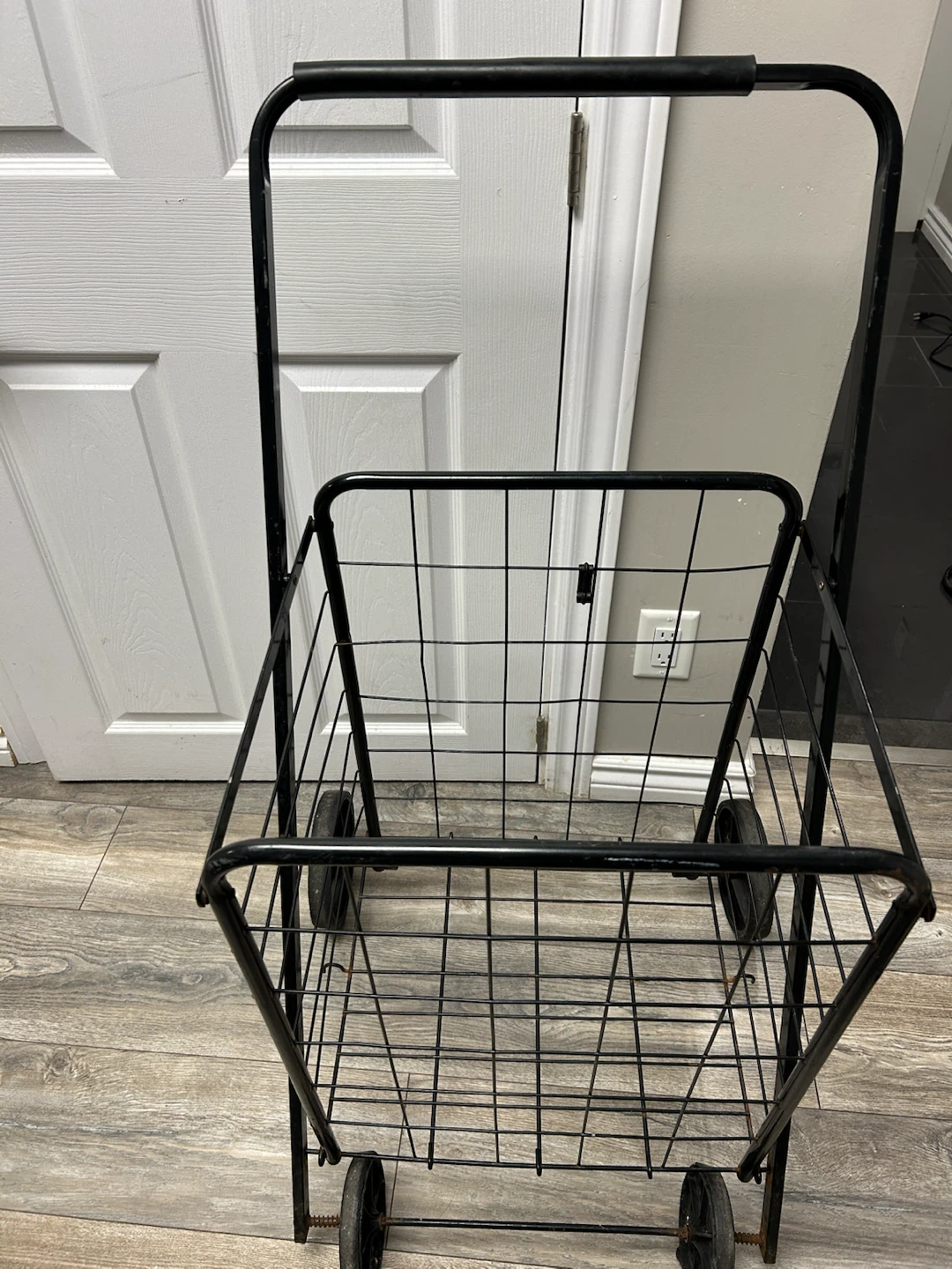 Collapsible Metal Shopping Cart