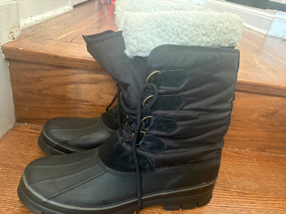 Joe Fresh Winter Boots size 12