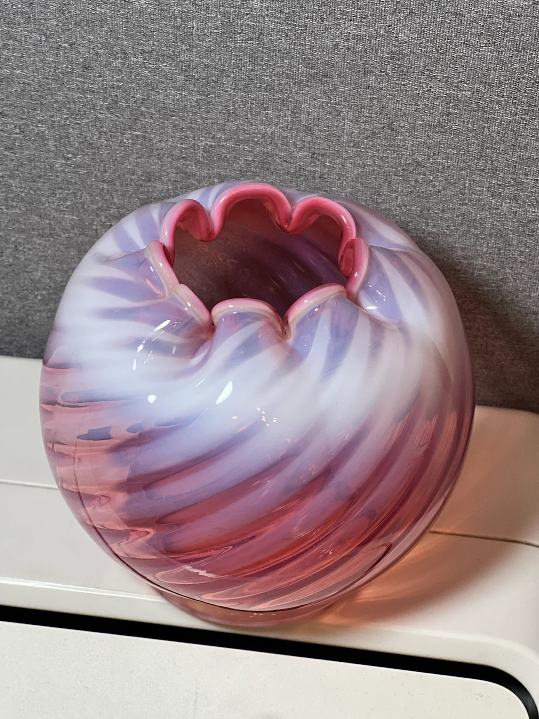 Fenton Cranberry Pink Opalescent Spiral Swirl Rose Bowl / Vase - photo 2