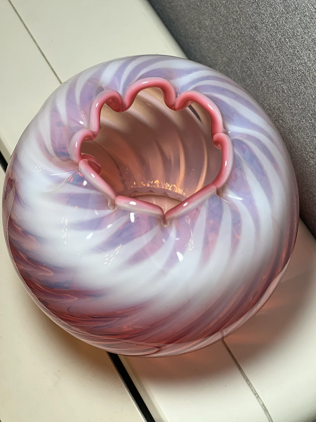 Fenton Cranberry Pink Opalescent Spiral Swirl Rose Bowl / Vase - photo 4