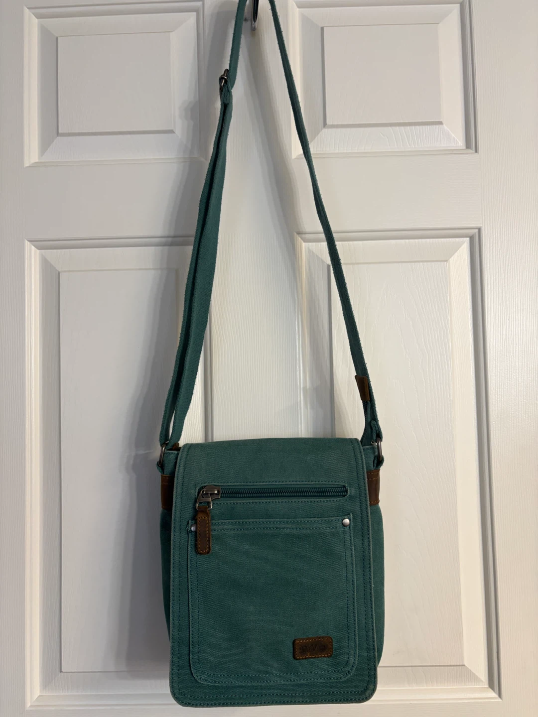 DaVan “Jasper” teal canvas crossbody/shoulder bag