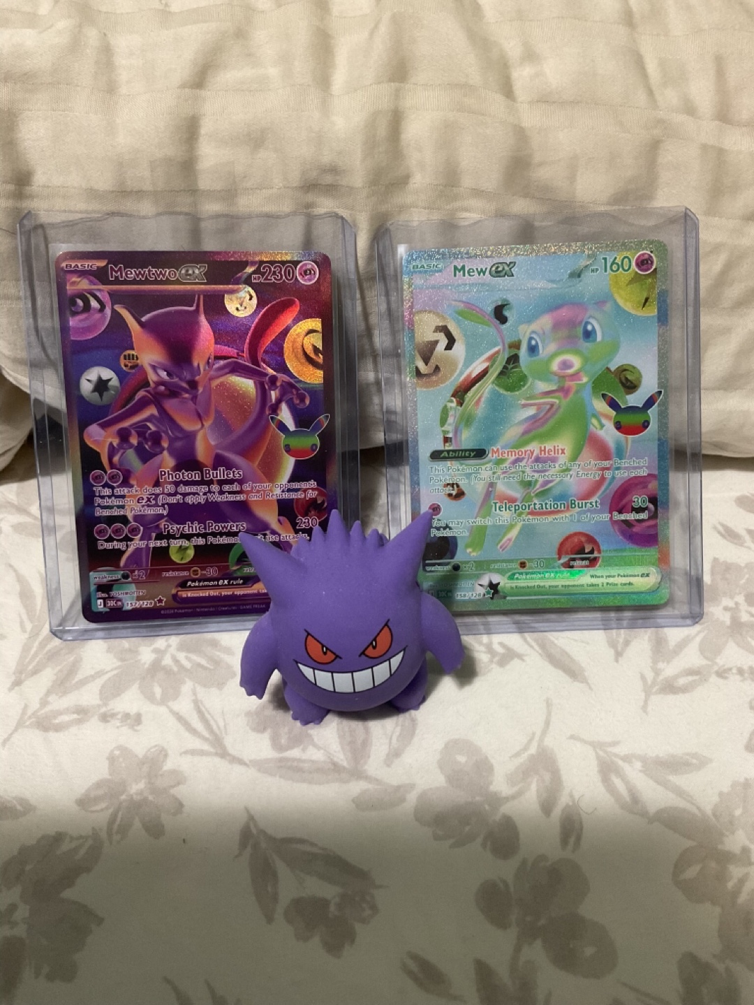 Pokemon Mewtwo ex and Mew ex Cards