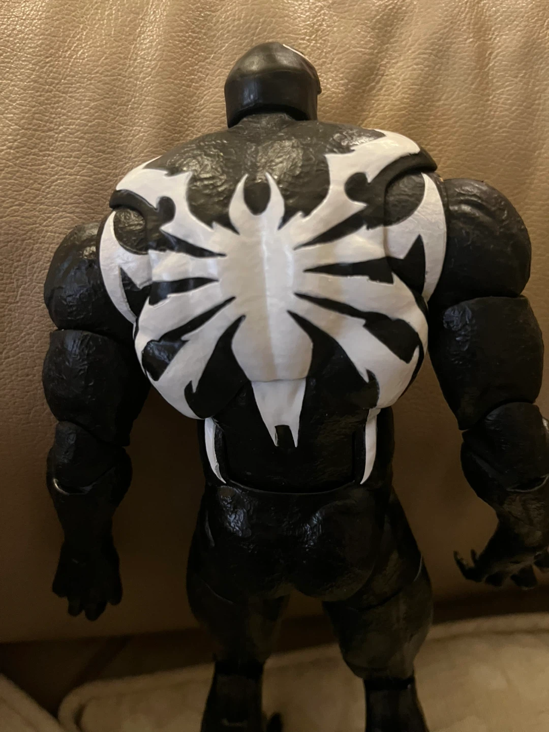 Marvel Legends Venom Action Figure - photo 5
