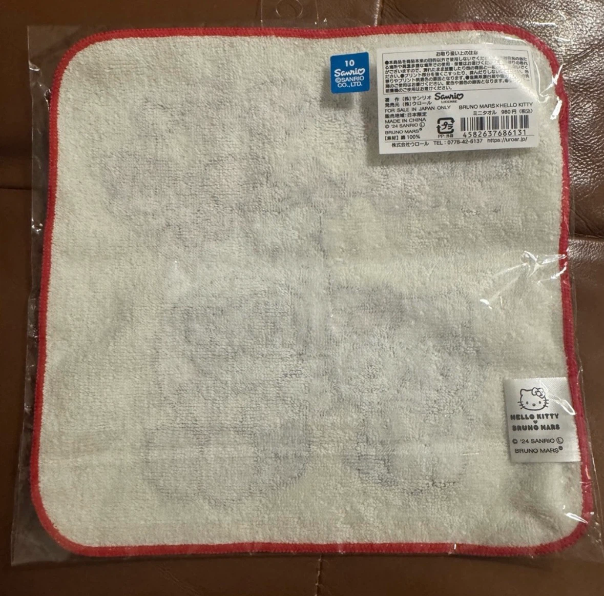 Bruno Mars x Hello Kitty Mini Towel (From Japan) - photo 2