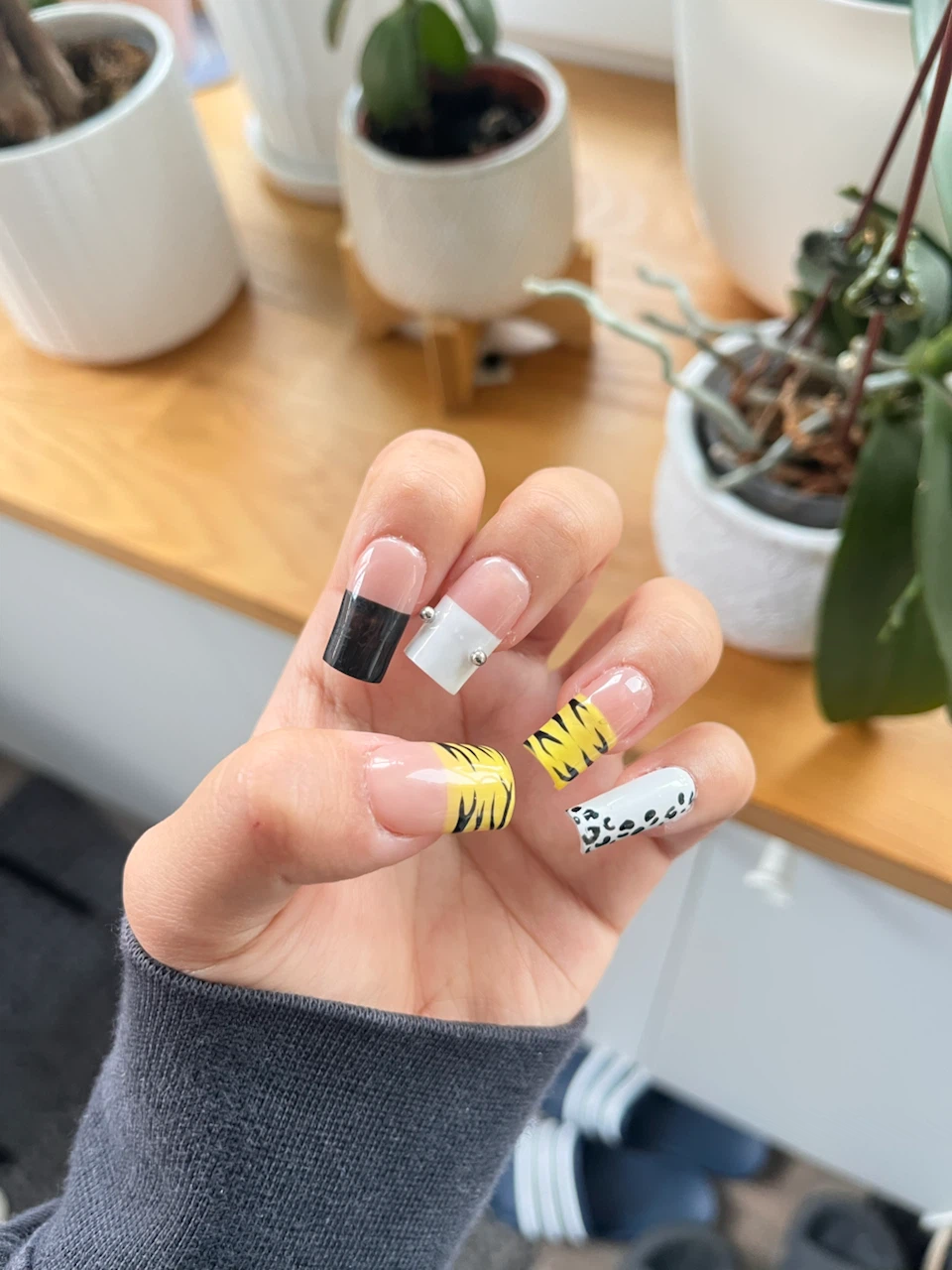 Custom Handmade Press-On Nails | Made to Your Size & Shape - photo 3