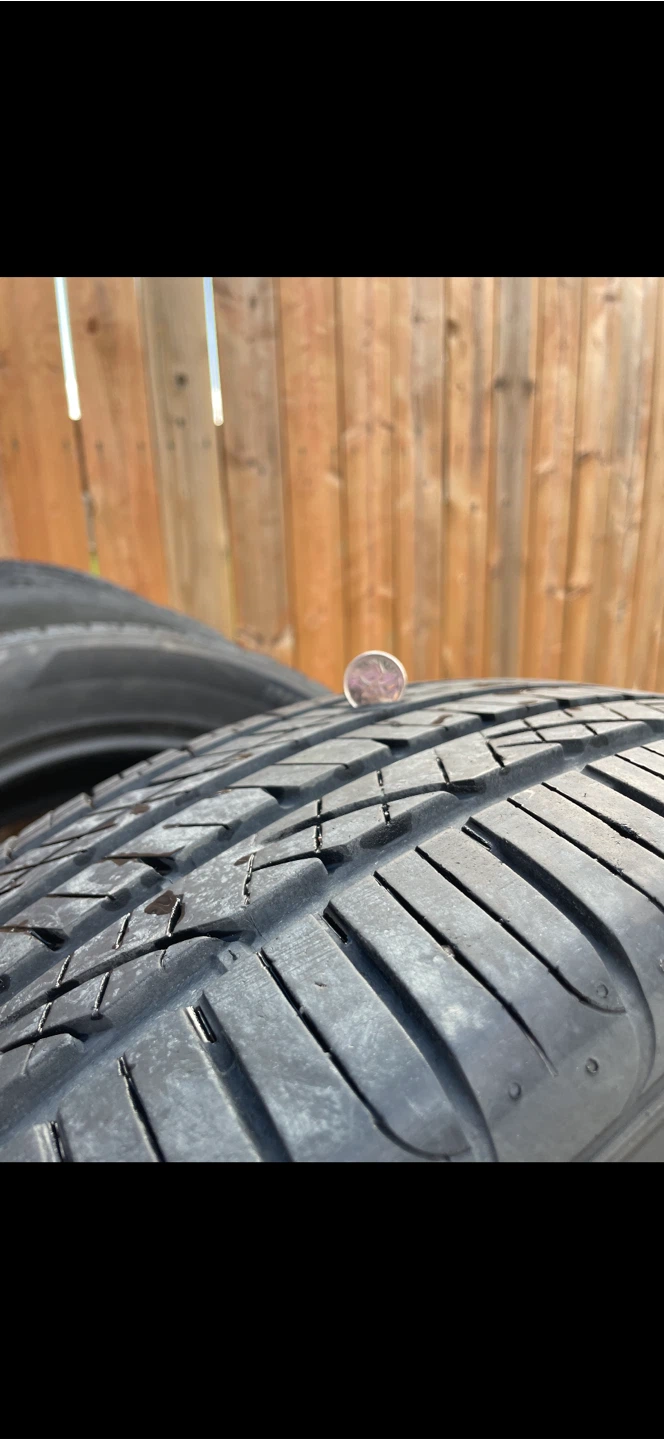 Set of four mixed tires