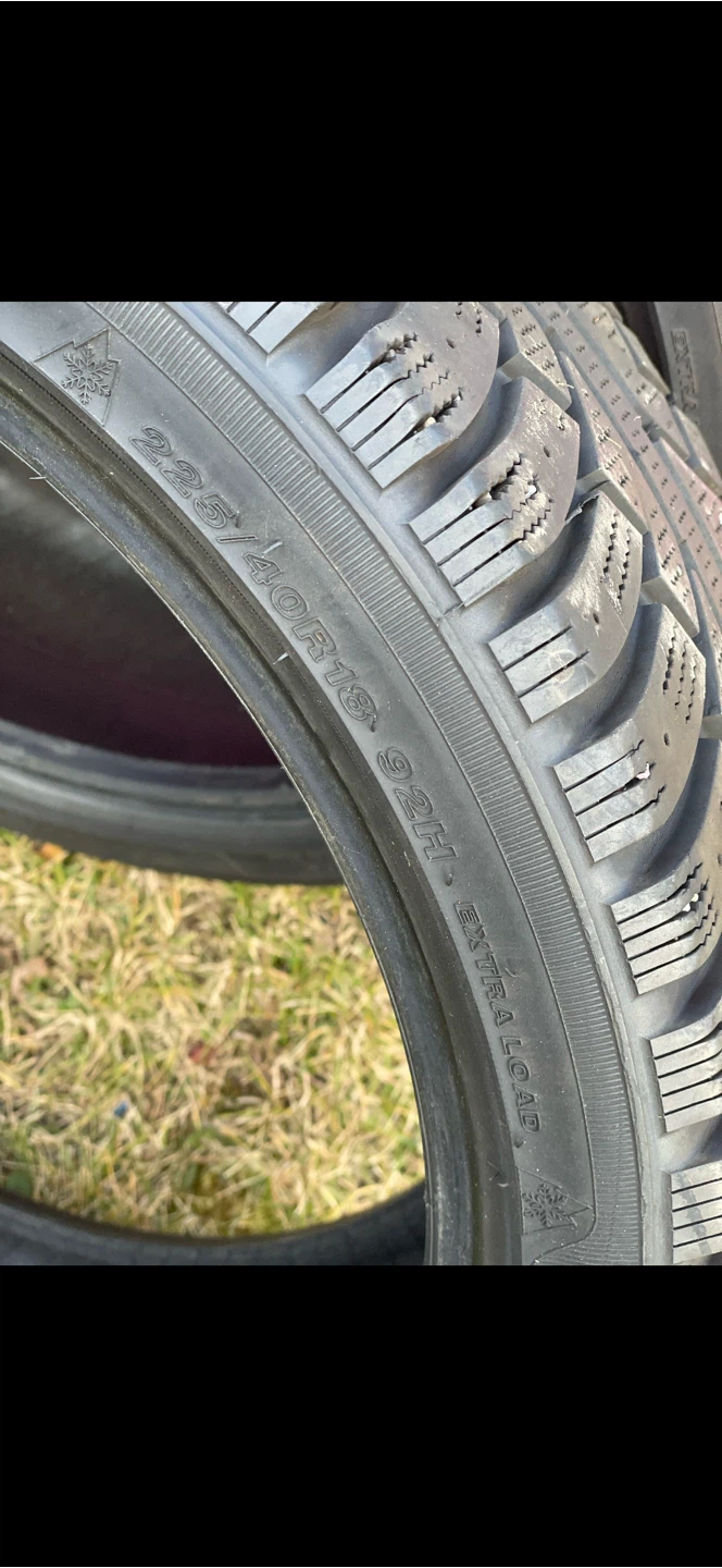 Set of four mixed tires - photo 2