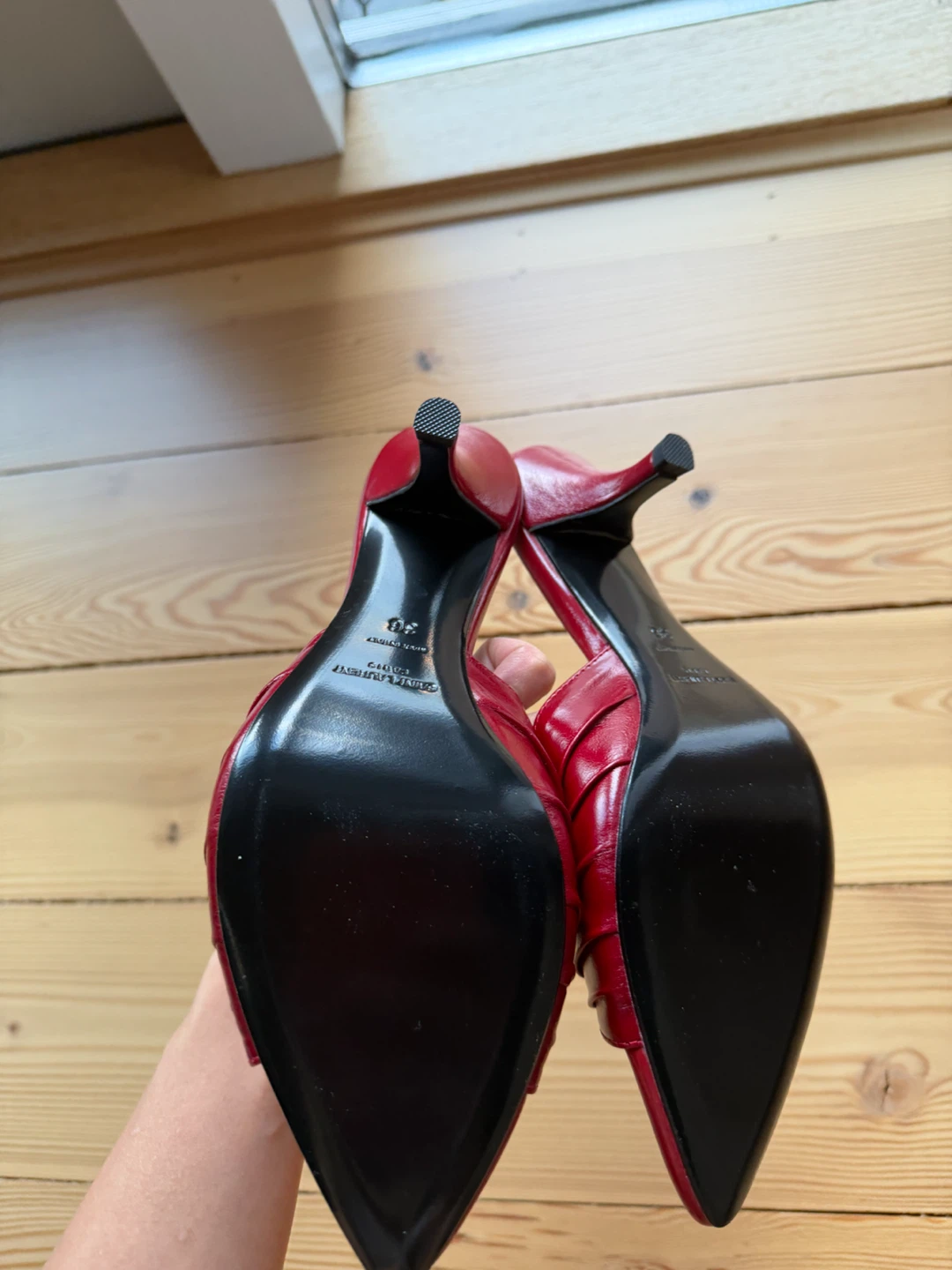 Saint Laurent Red Leather Mules - photo 5