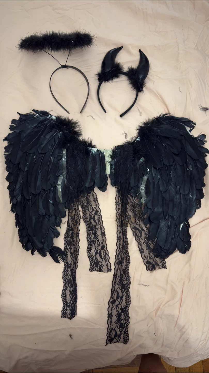 Hallowing costume set