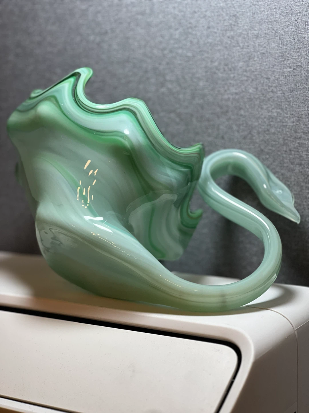 Vintage Green Slag Glass Swan Dish / Bowl - Ruffled Edge - photo 5