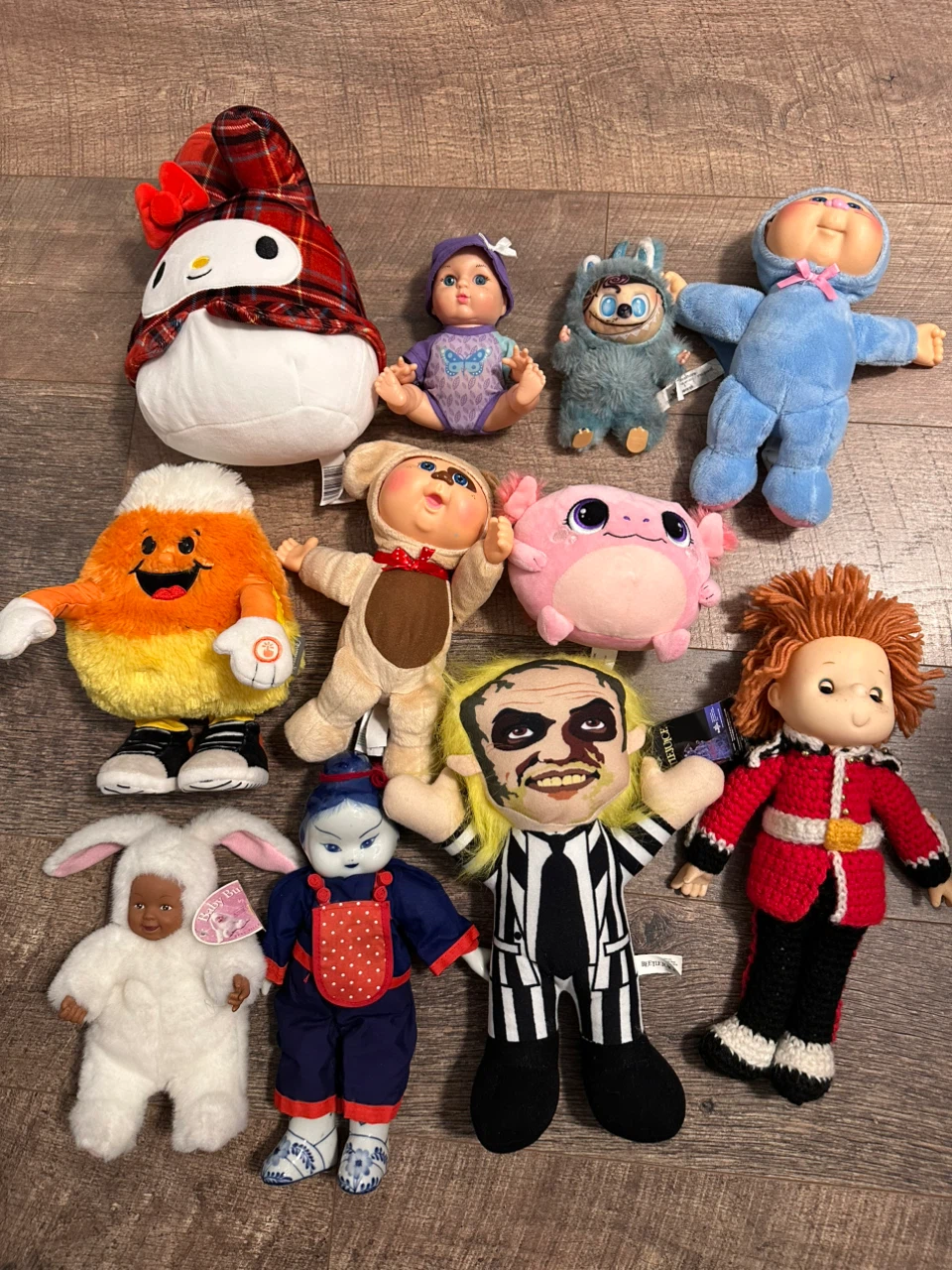 Assorted Plush Toys and Dolls Bundle
