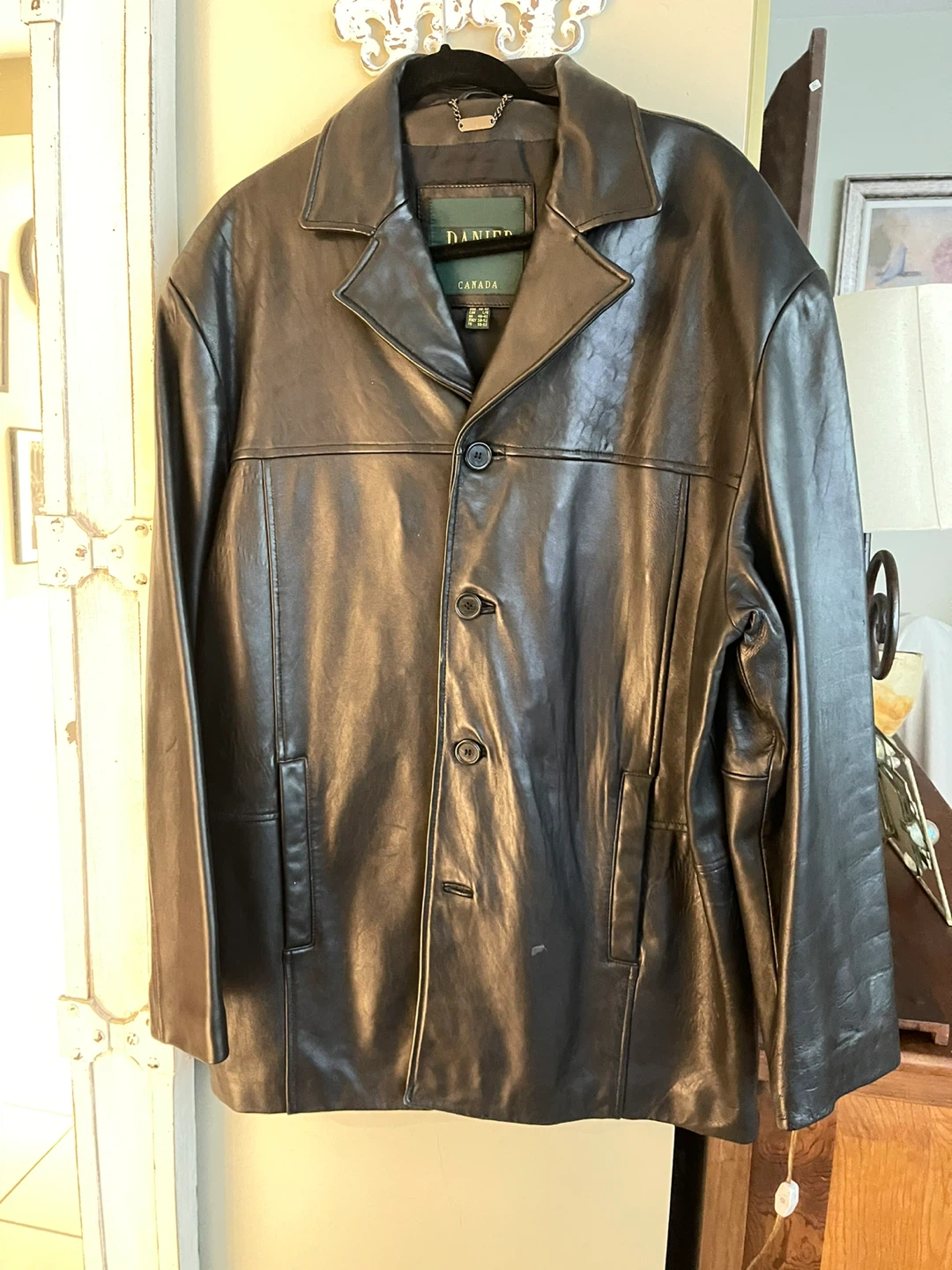 Danier Genuine Leather Jacket Black Size Large