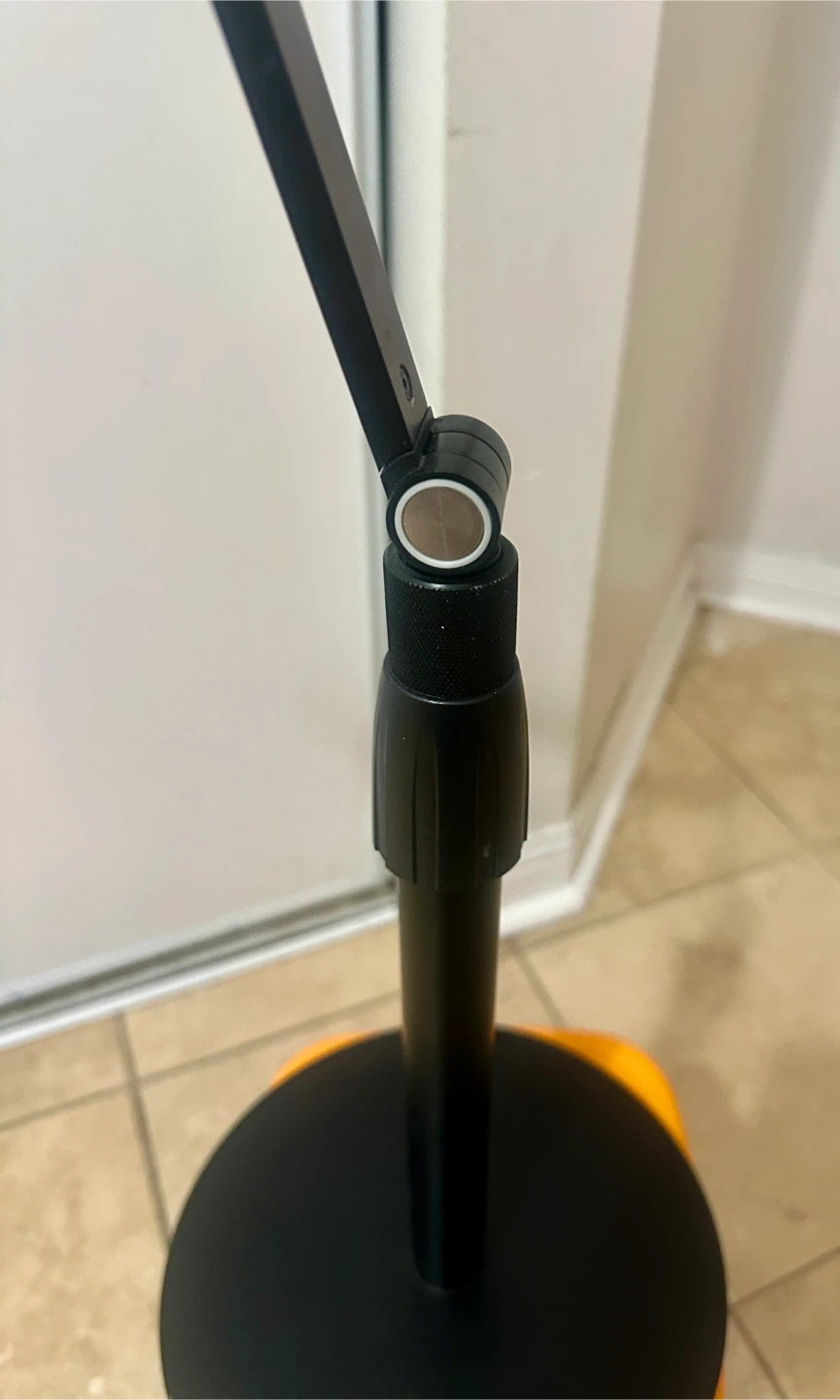 Adjustable Tripod - photo 5