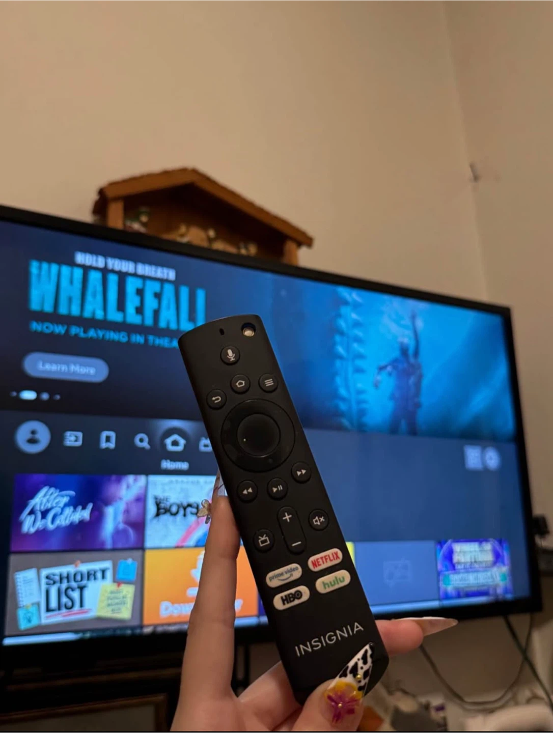 33” FIRE TV + FIRE STICK
