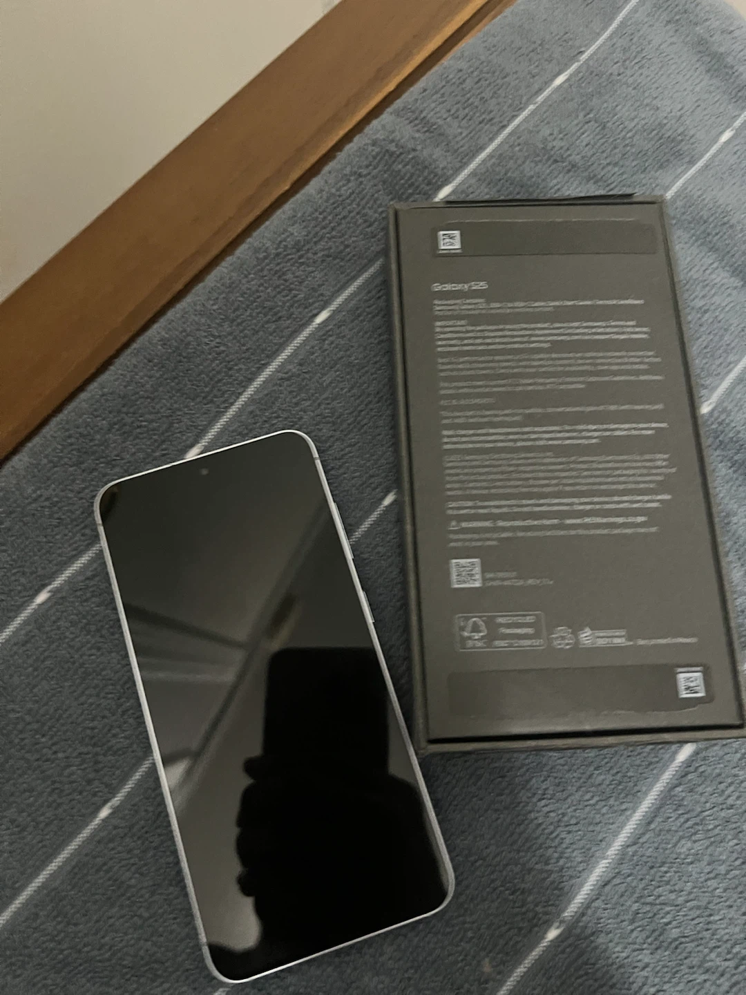 Samsung Galaxy S25 256GB